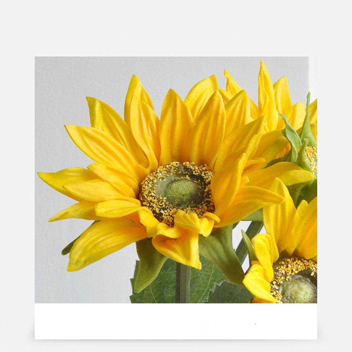 Real-Touch Künstliche Sonnenblumen – 5 Stück Set mit Knospe, 33 cm, als Tischdeko für Hochzeit & Herbst, wasserabweisend & UV-beständig