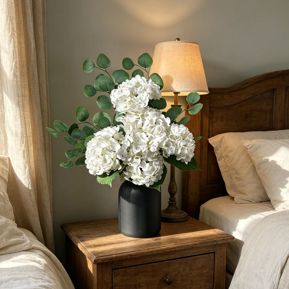 65cm Kunst-Hortensie & Eukalyptus Arrangement, realistische Seide, weiß, für Hochzeiten, Hausdekoration, Geschenke