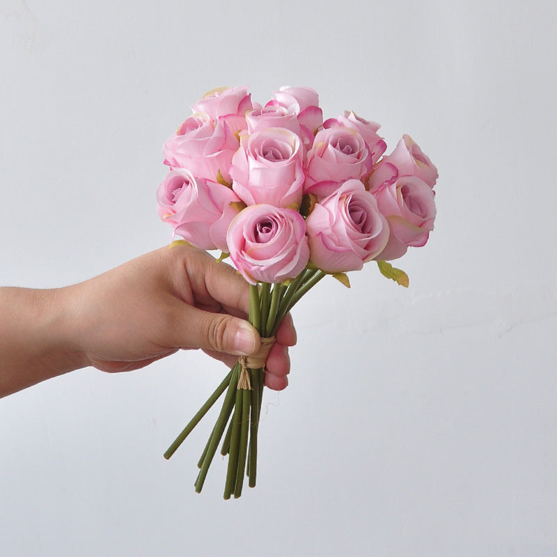 Rosenstrauß Kunstblumen 24 cm, Kleines Seidenblumen-Bündel, Täuschend echte Rosen für Tischdeko, Hochzeit & ganzjährige Dekoration
