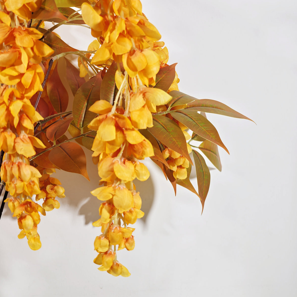 Künstlicher Blauregen Strauß 55cm, Hängende Seidenblumen in Premium-Qualität, Naturgetreue Kunstblumen für Deko, Hochzeit & Gastronomie