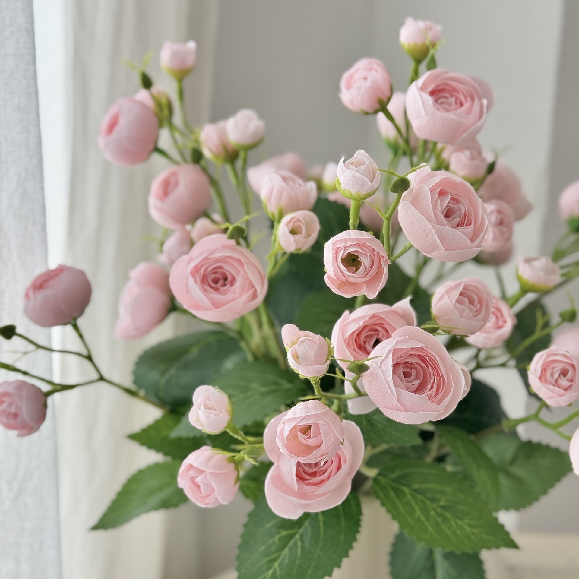 12-Kopf Kunstblumen Teeknospen, 46 cm, realistisch, 4 Farben – ideal für Hochzeiten, Dekoration & Einzelhandel