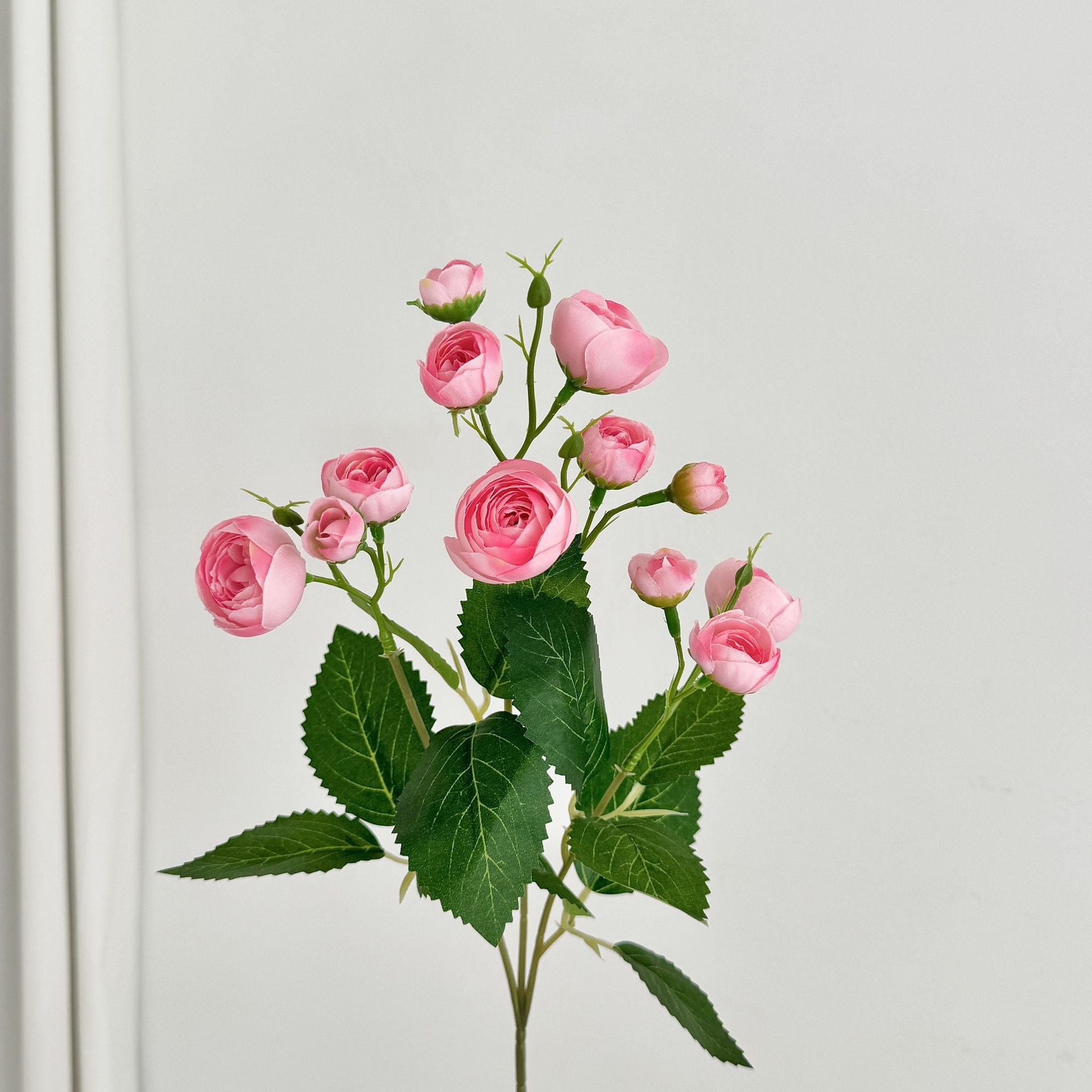12-Kopf Kunstblumen Teeknospen, 46 cm, realistisch, 4 Farben – ideal für Hochzeiten, Dekoration & Einzelhandel