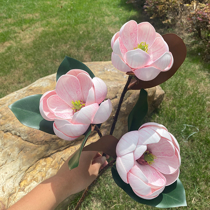 Faux Magnolienblüten, 70 cm, Real-Touch PU, 4 Farben – ideal für Hochzeiten, Wohnräume & Cafés