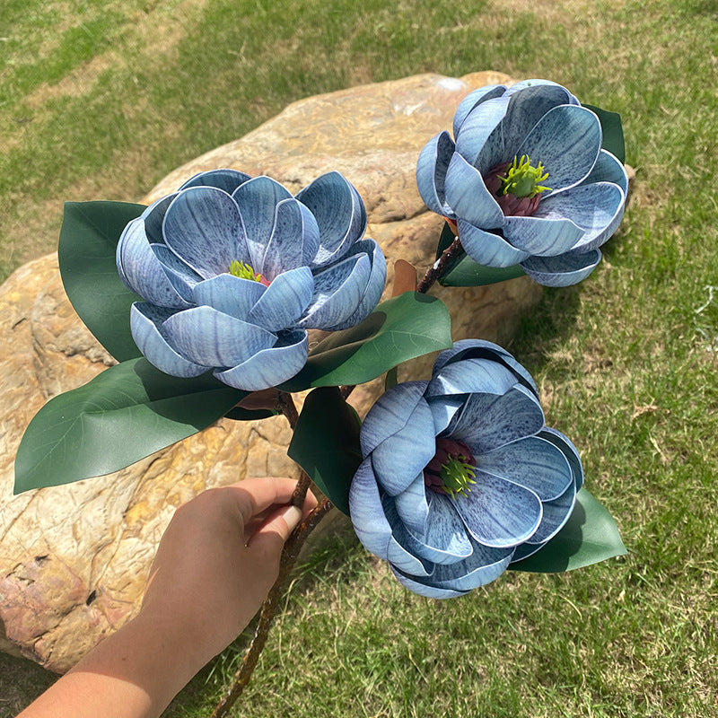 Faux Magnolienblüten, 70 cm, Real-Touch PU, 4 Farben – ideal für Hochzeiten, Wohnräume & Cafés
