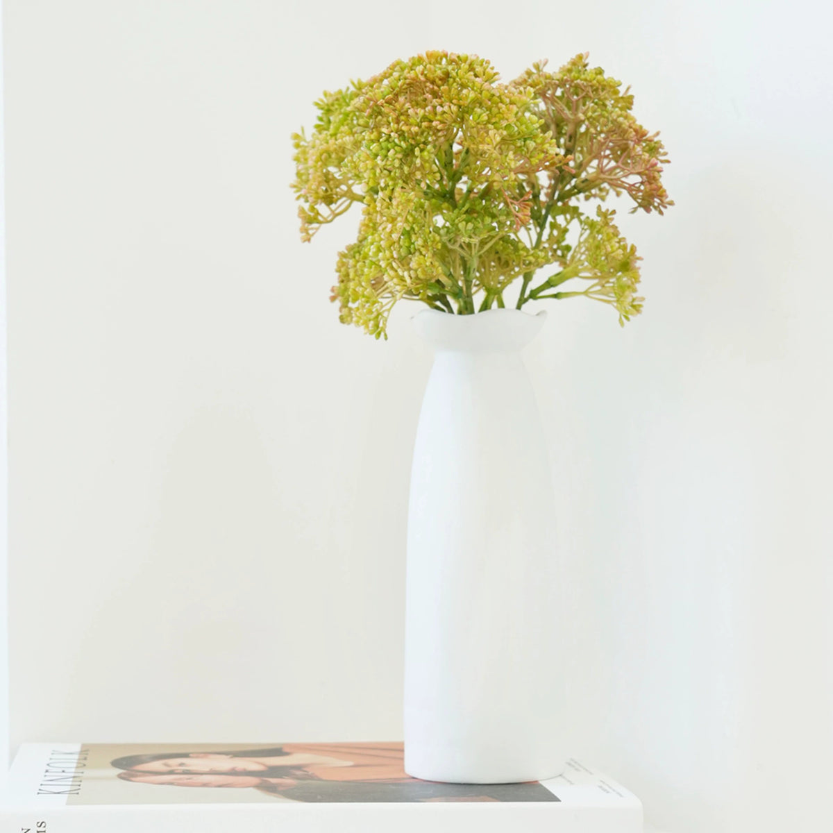 Künstlicher Beeren-Zweig 33 cm, Naturgetreuer Deko-Zweig mit Früchten, Detailreiche Kunstpflanze für Vase, Tischdeko, Hochzeit & Floristik
