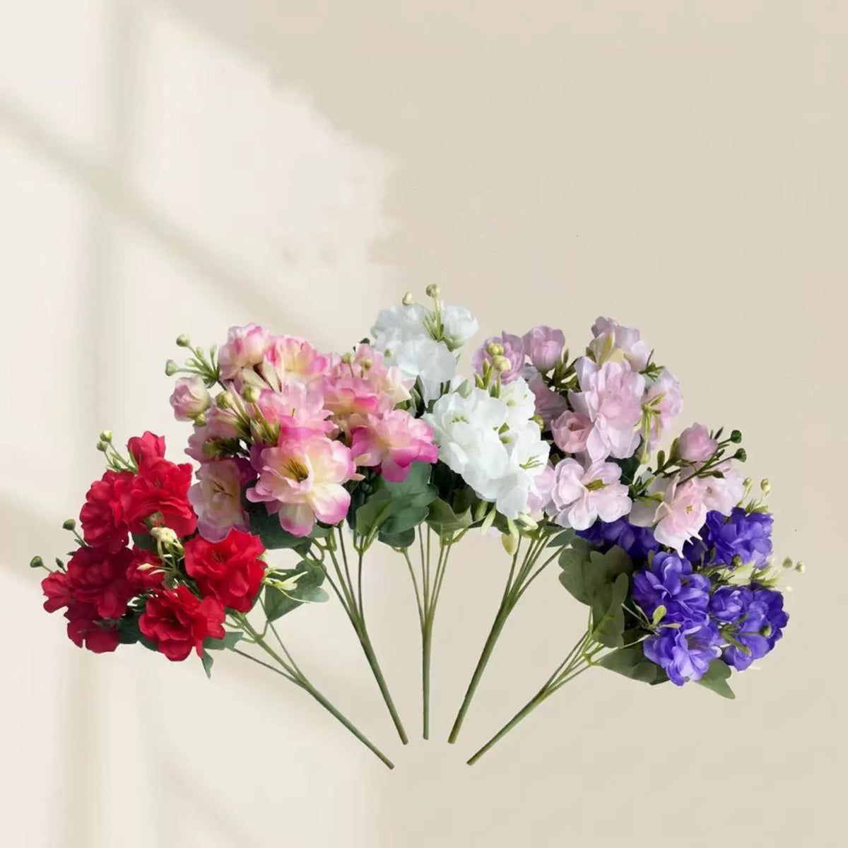Kamelienzweig künstlich 37 cm, Hochwertige Kunstblume mit 15 Blütenköpfen, Naturgetreue Optik für Dekoration, Hochzeit, Floristik, Gestecke