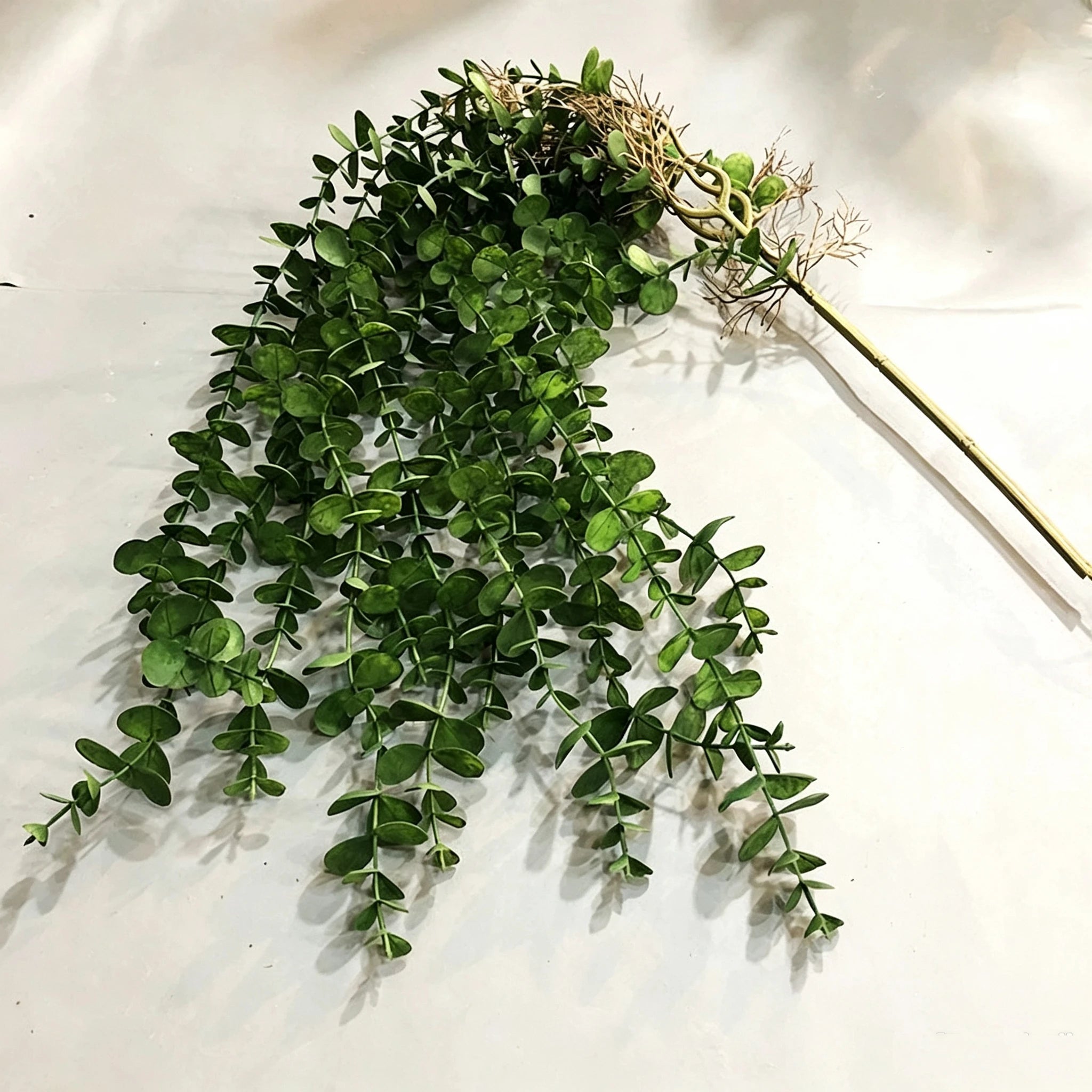 Eukalyptus Girlande Künstlich 2er Set, 100cm Hängepflanze, Täuschend Echte Kunstpflanzen für Wanddeko, Hochzeit, Balkon & Gewerbe
