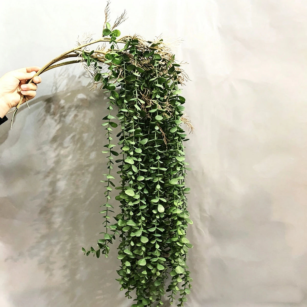 Eukalyptus Girlande Künstlich 2er Set, 100cm Hängepflanze, Täuschend Echte Kunstpflanzen für Wanddeko, Hochzeit, Balkon & Gewerbe
