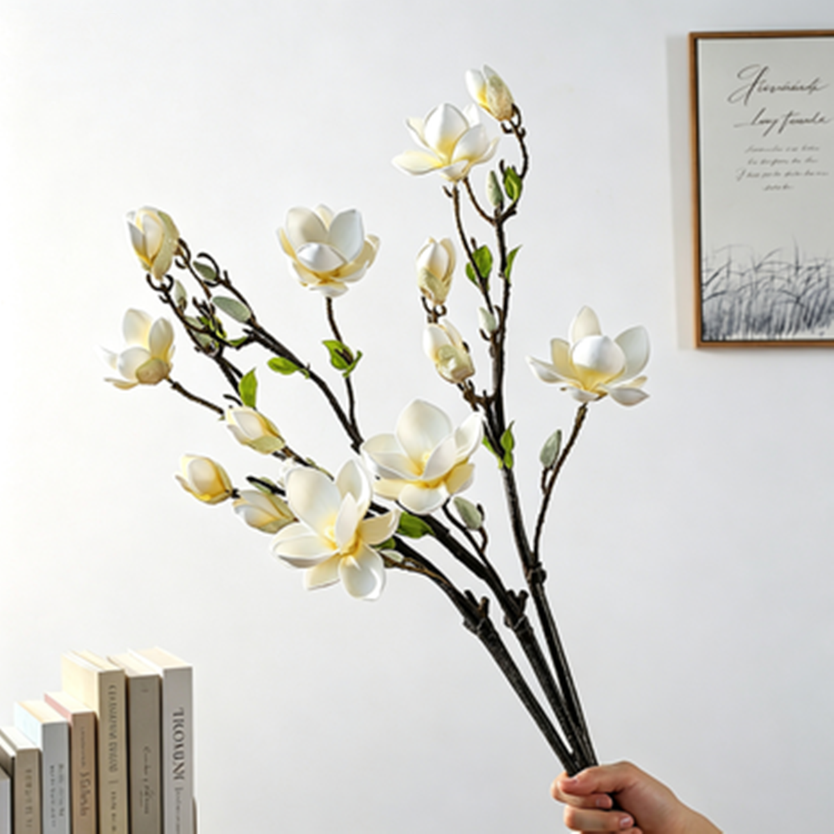 Magnolienzweig künstlich 82 cm, täuschend echte Kunstblume mit Real-Touch-Haptik, langstieliger Dekozweig für hohe Vasen, Hochzeit, Gastronomie