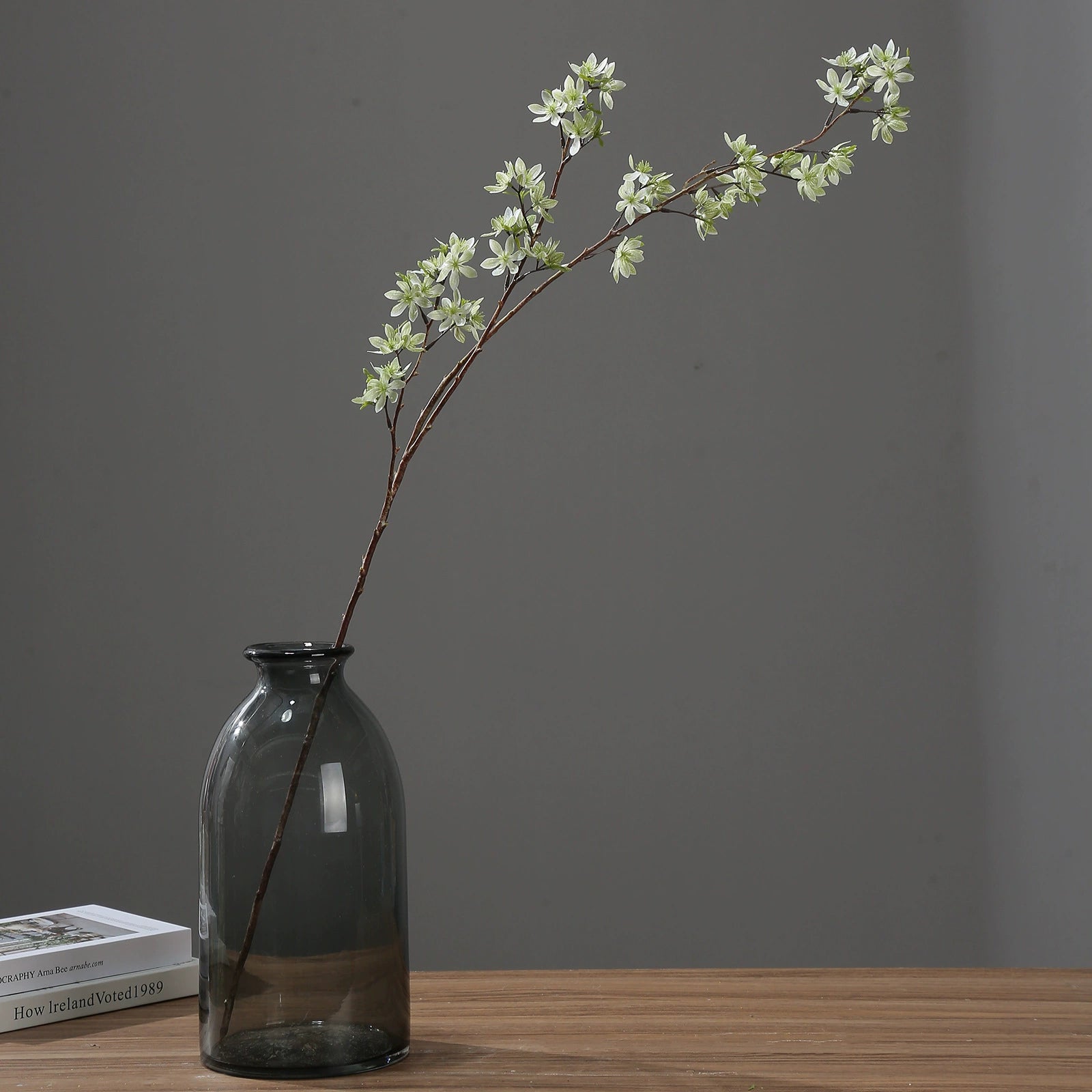 Künstliche Sterndolde 108 cm, naturgetreuer Dekozweig mit 49 Blüten, hochwertige Kunstblume für Vase, Hochzeit, Gastronomie & Floristik