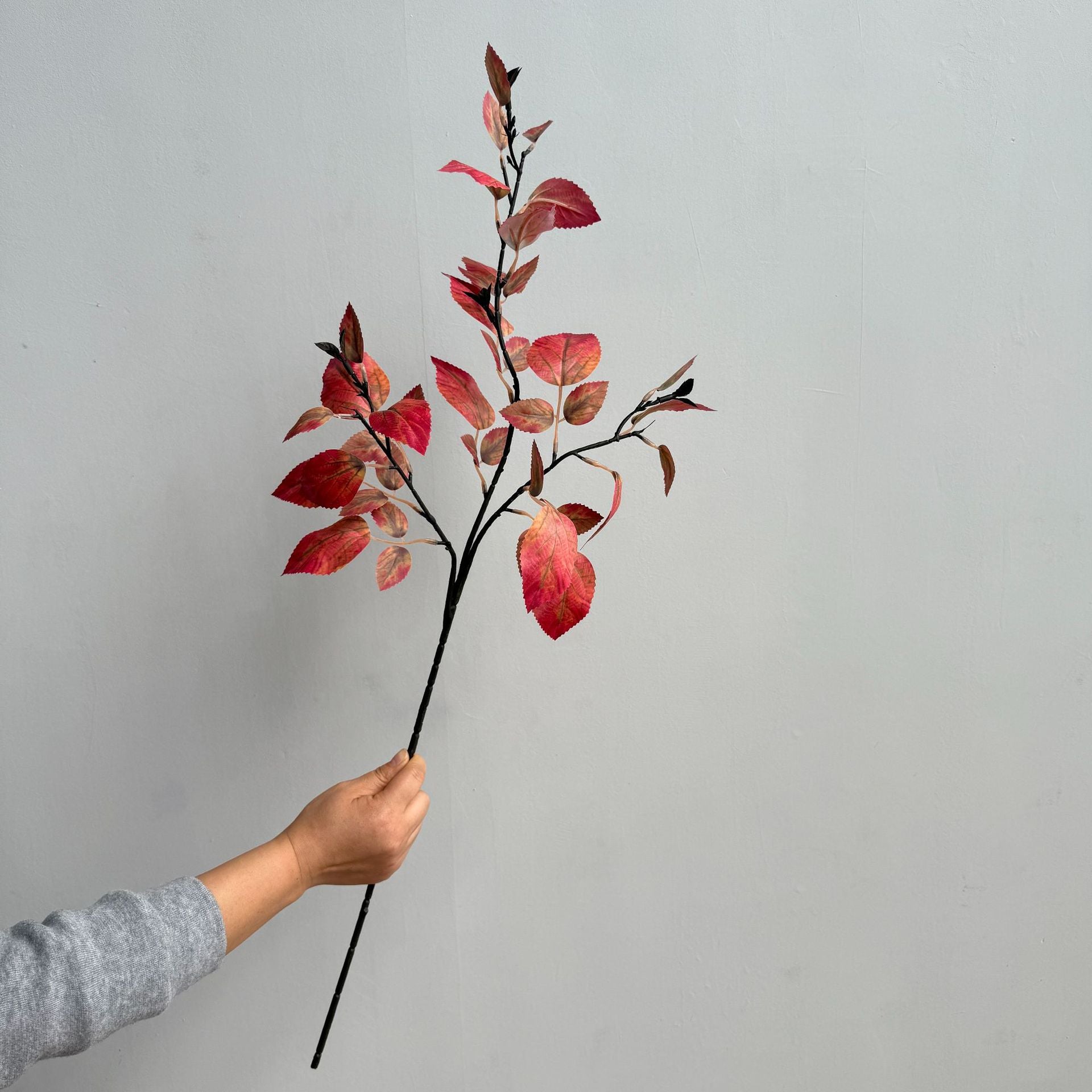 Künstliche Birkenblätter 85cm, realistisch, herbstliche Farben, ideal für Hochzeiten, Innenraumdekoration, Café- und Hotelgestaltung