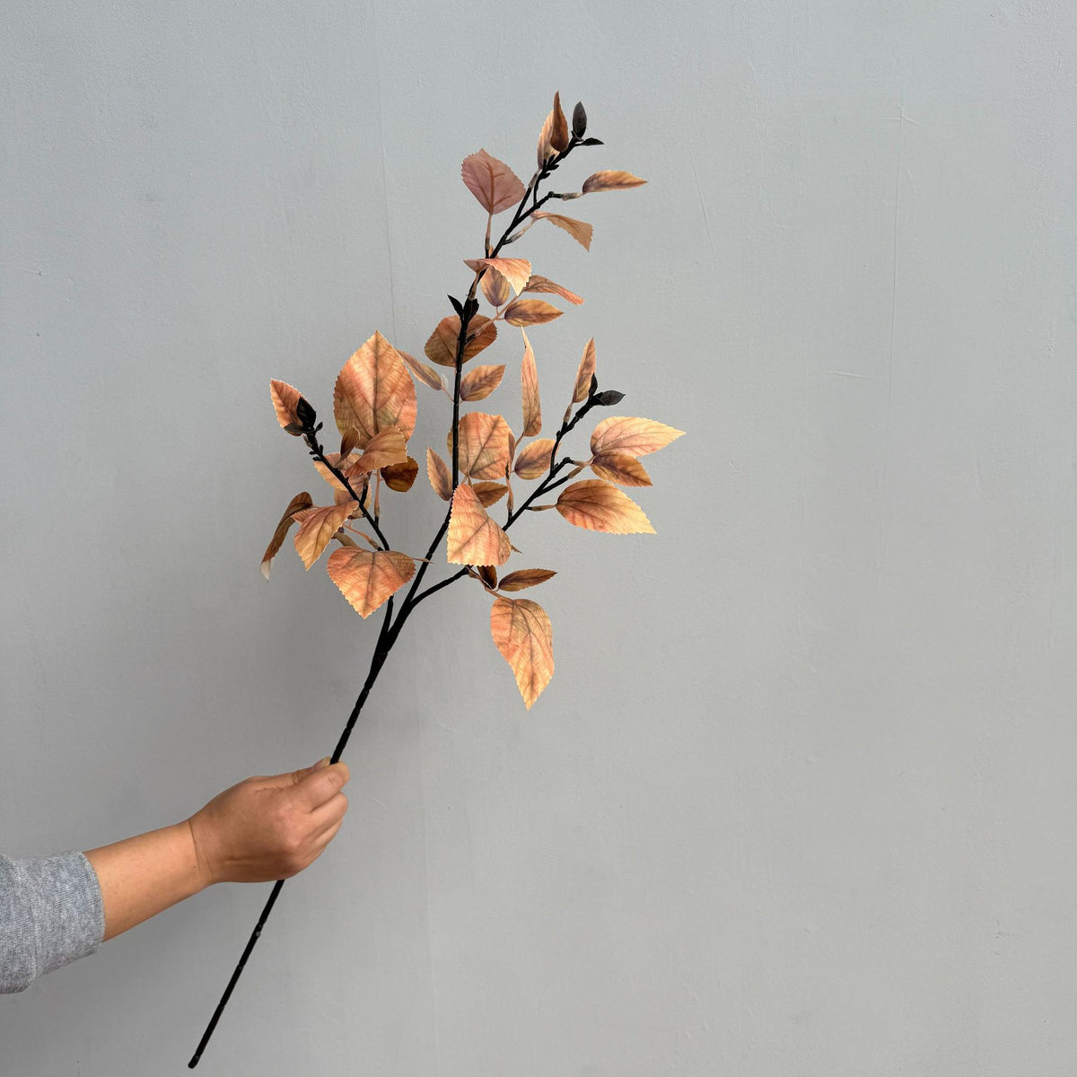 Künstliche Birkenblätter 85cm, realistisch, herbstliche Farben, ideal für Hochzeiten, Innenraumdekoration, Café- und Hotelgestaltung