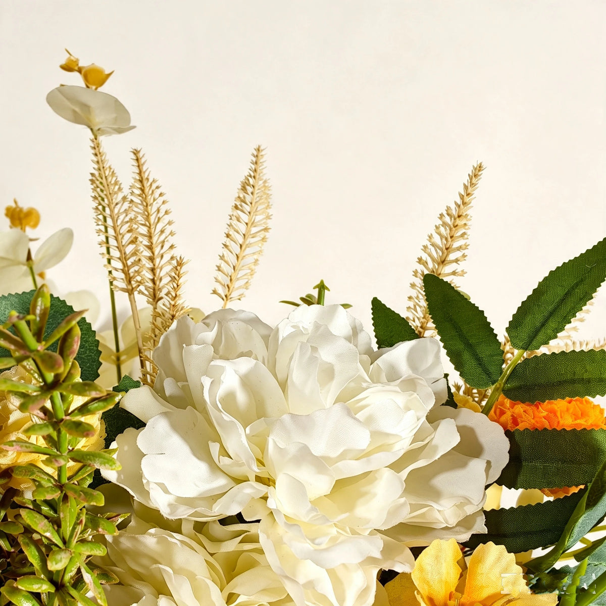 Kunstblumenstrauß Herbst 40cm, Täuschend Echte Pfingstrosen & Chrysanthemen, Hochwertige Seidenblumen für Herbstdeko, Vase, Hochzeit, Gastronomie