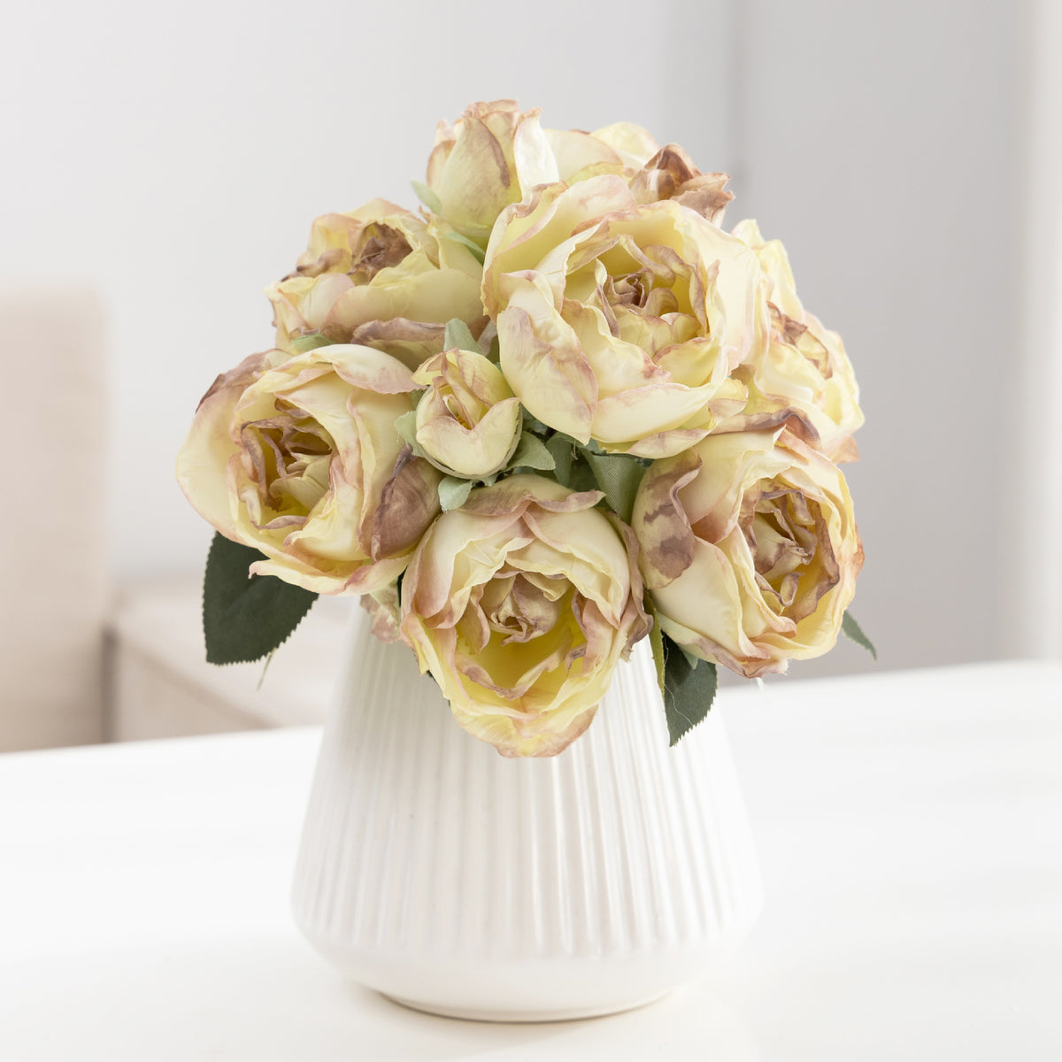 10er Set künstliche Rosen aus Seide, 27 cm Handstrauß, Hochzeit Dekoration, Wohnzimmer, Grabschmuck, realistische Optik