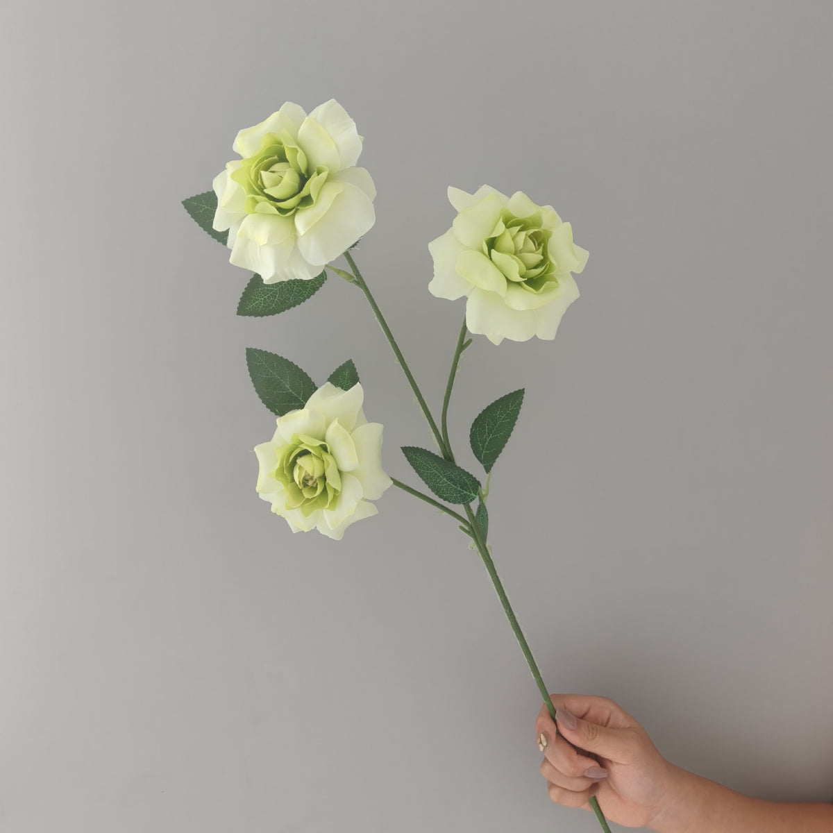 Künstliche Rosenbüschel mit 3 Blüten, 60 cm hoch, Seidenstoff, Hochzeit & Wohnraum-Deko, realistisch, allergenfrei