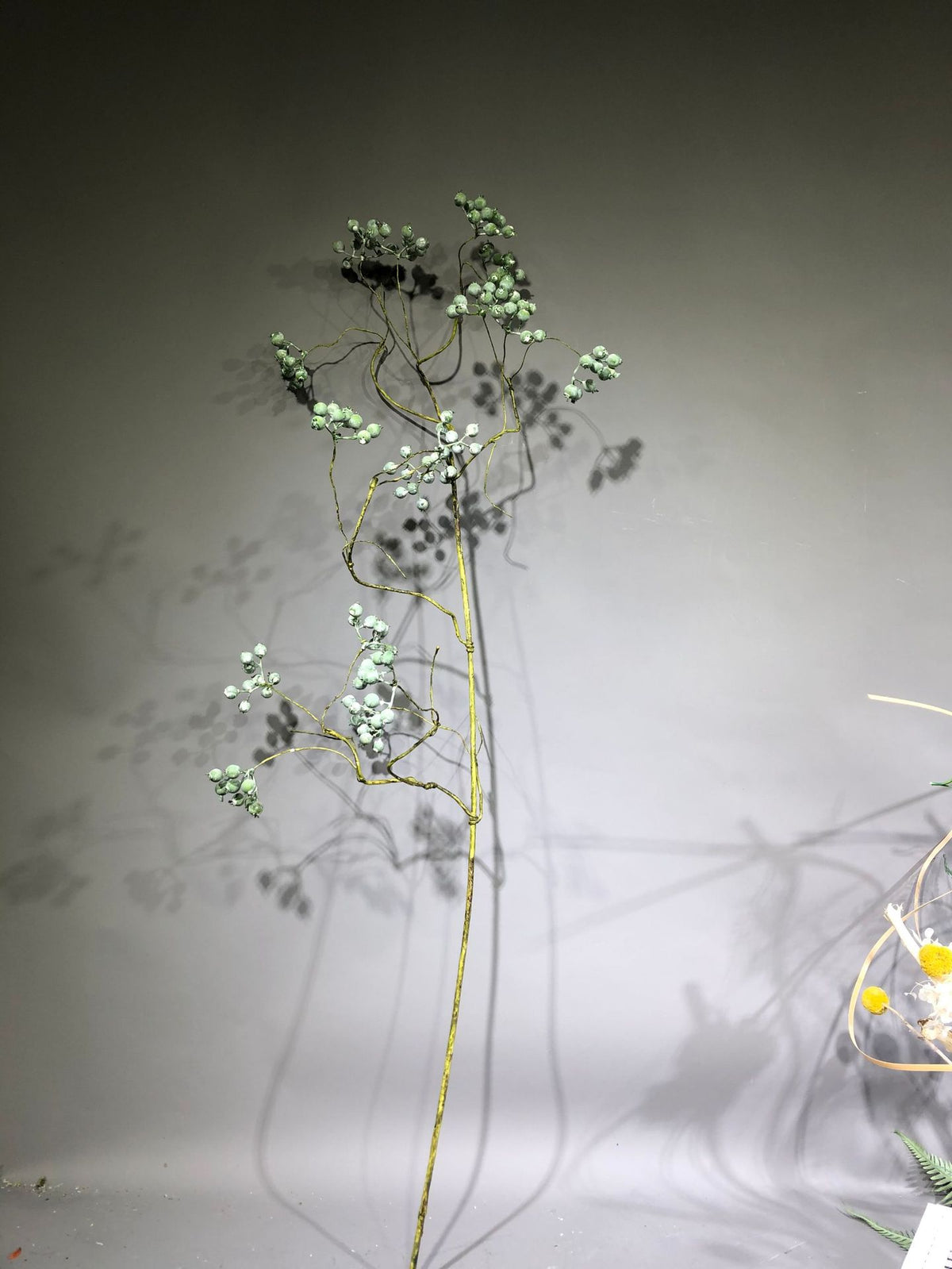 Künstliche Maulsbeere (Morus) Single Stem, 80 cm, weiß-grün, plastik, für Floristik, Hochzeiten, Dekoration