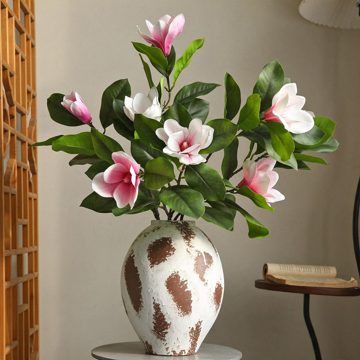 Künstliche Magnolie, 100 cm, Latex, 4 Blüten, biegsamer Stiel – Hochwertige Dekoration für Zuhause, Hotel, Event, Hochzeit, ganzjährig