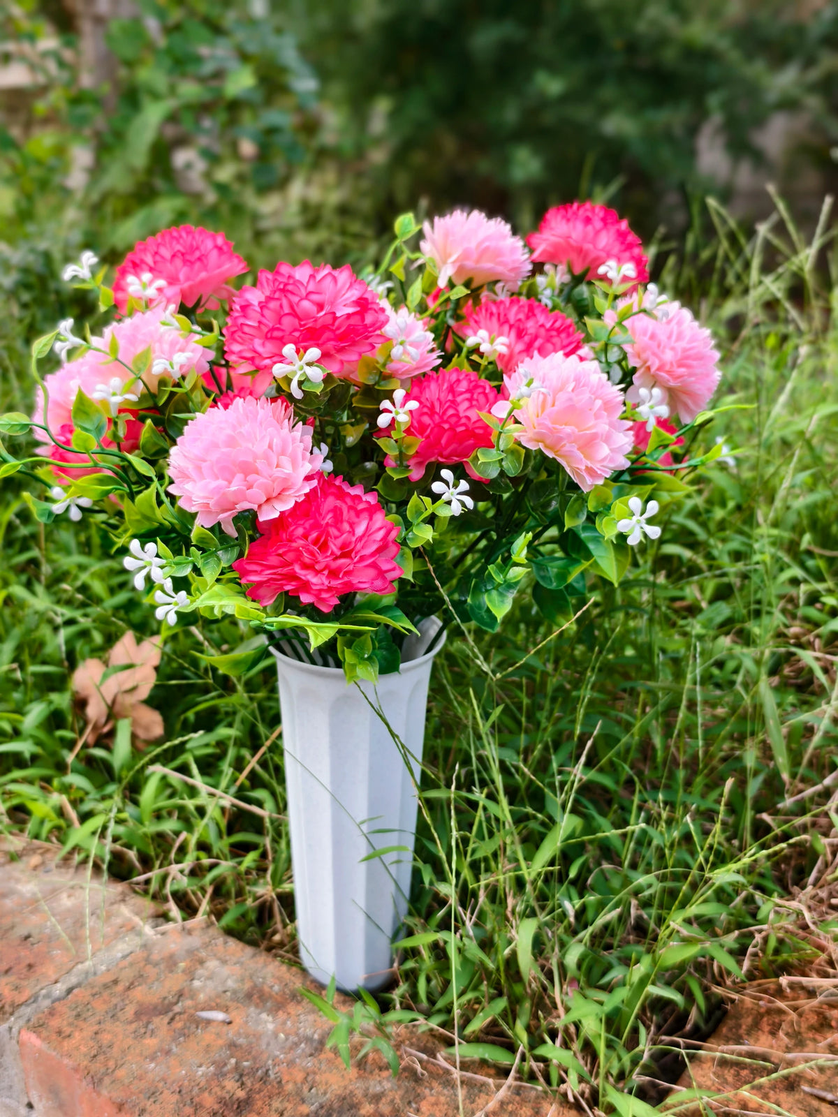 Schleierkraut-Pusteblume Grabblumen, 4er-Pack Kunstblumen-Büschel mit je 21 Blütenköpfen, Kunstseide, für Grabschmuck und Trauerfloristik