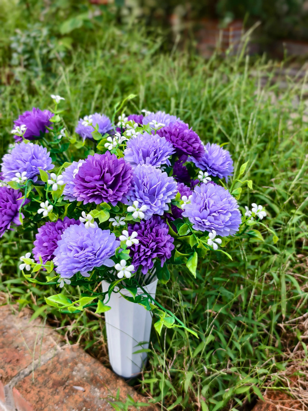 Schleierkraut-Pusteblume Grabblumen, 4er-Pack Kunstblumen-Büschel mit je 21 Blütenköpfen, Kunstseide, für Grabschmuck und Trauerfloristik