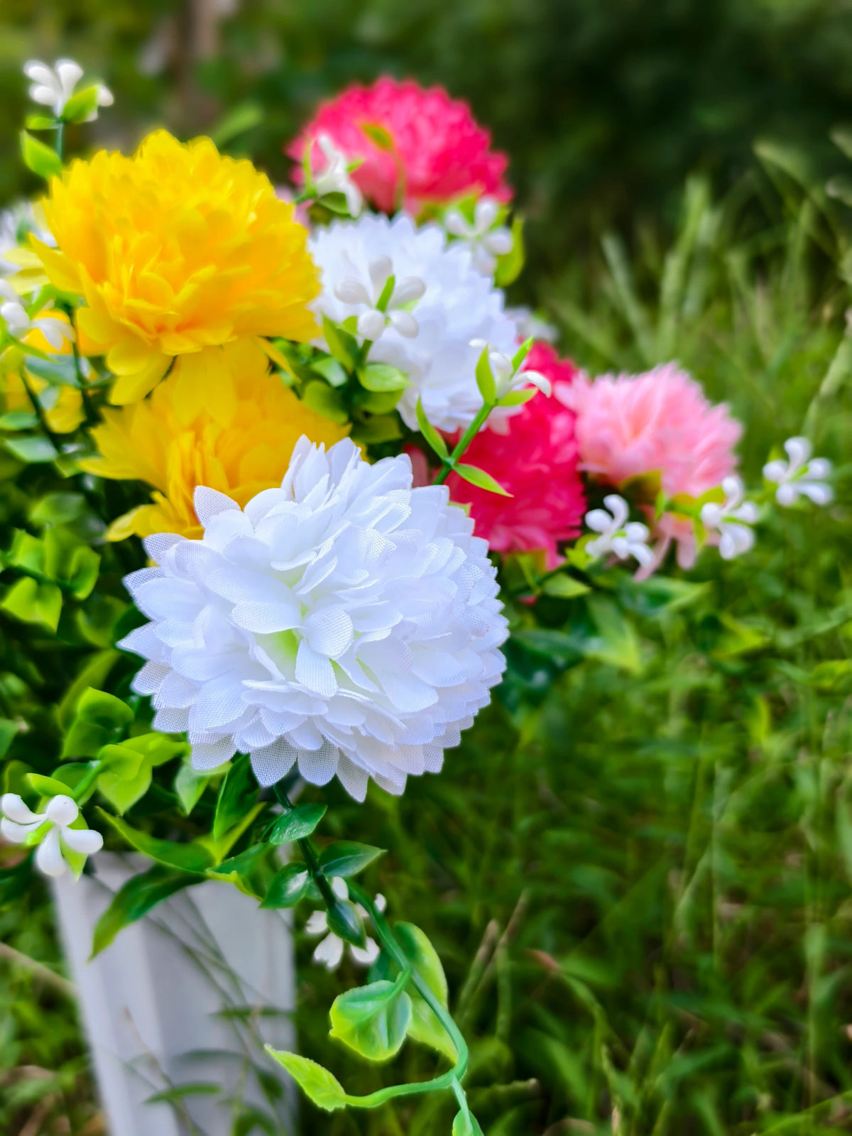 Schleierkraut-Pusteblume Grabblumen, 4er-Pack Kunstblumen-Büschel mit je 21 Blütenköpfen, Kunstseide, für Grabschmuck und Trauerfloristik
