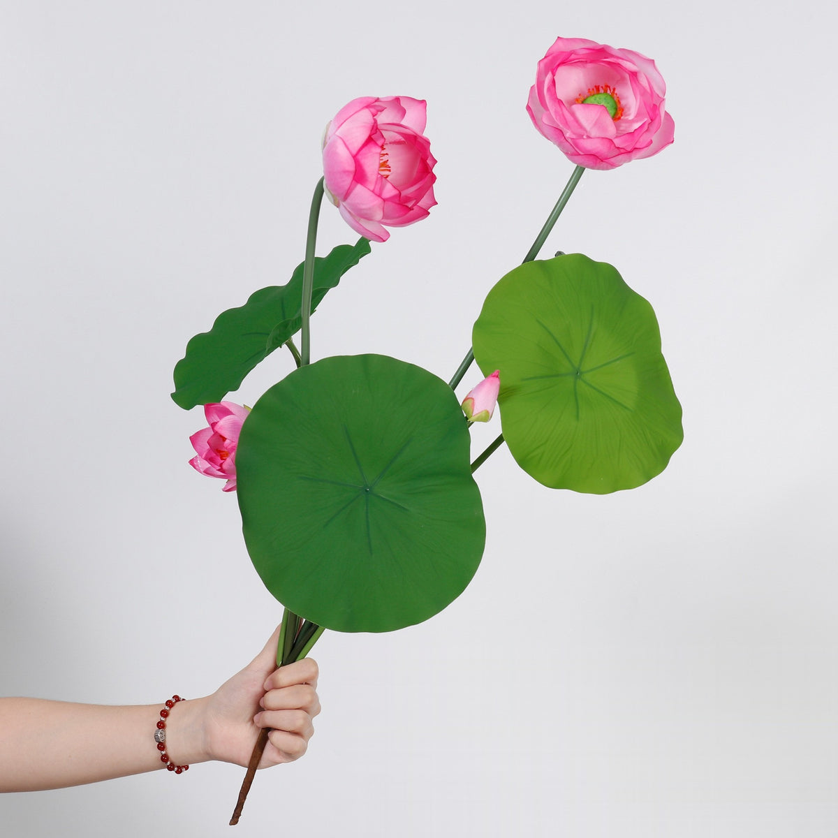 Künstliche Lotusblume mit Blättern und Samenkapsel, Bund mit 3 Blüten, PU, für Hochzeit, Hotel und Schaufenster