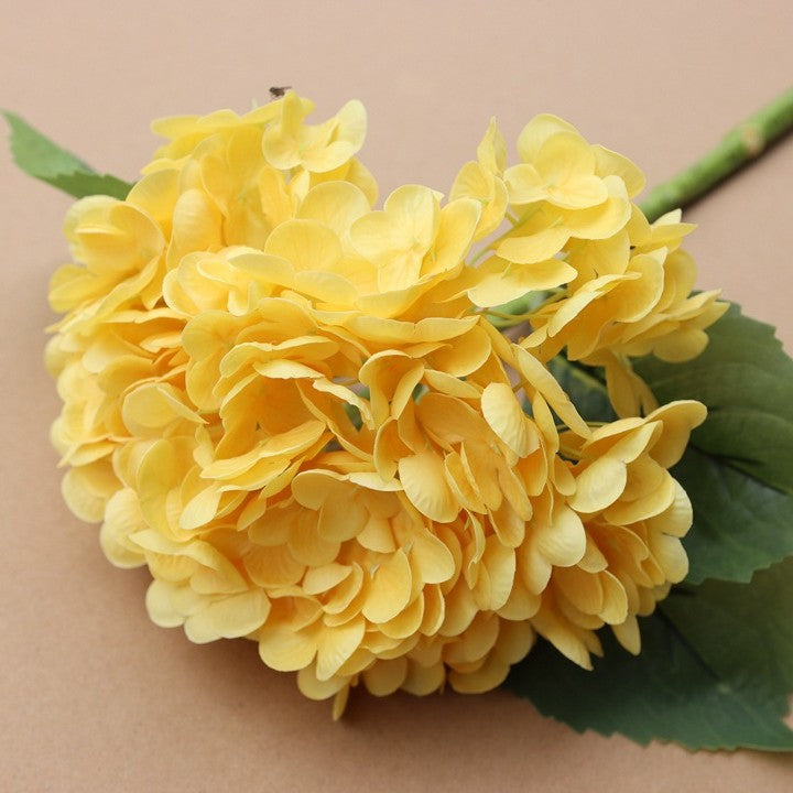 Großhandel: 53cm Kunst-Hortensie-Blumen, Real Touch-Hortensie-Stängel für Hochzeitsdekorationen