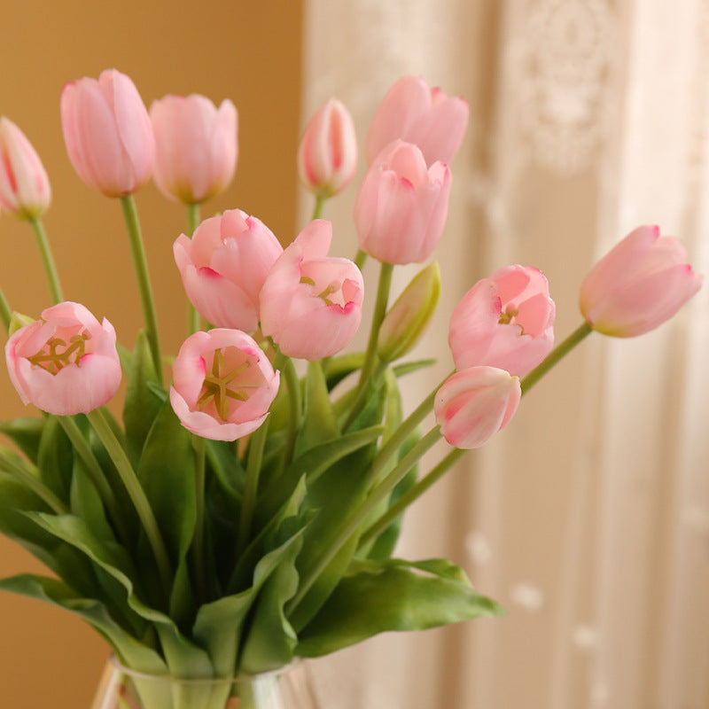 Künstlicher Tulpenstauß  | 5 Stiele (3 Blüten + 2 Knospen) | Latex | UV-beständig | Frühjahrs- & Gartendeko | 9 Farben