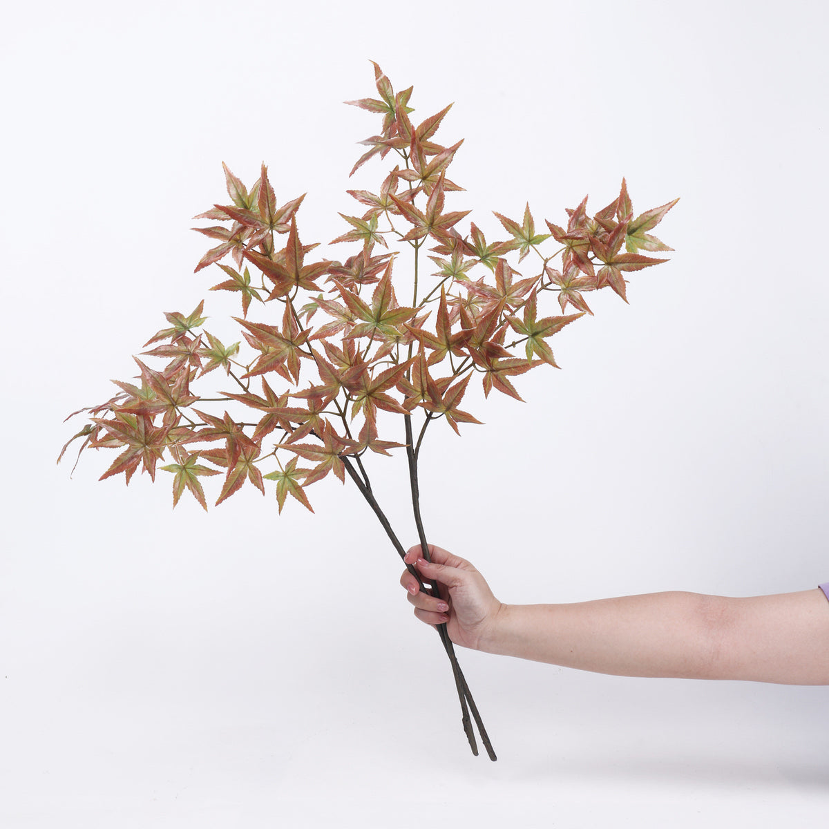 77 cm künstliche Ahornblätter mit realistischem Griff – Ideal für Herbstdekoration