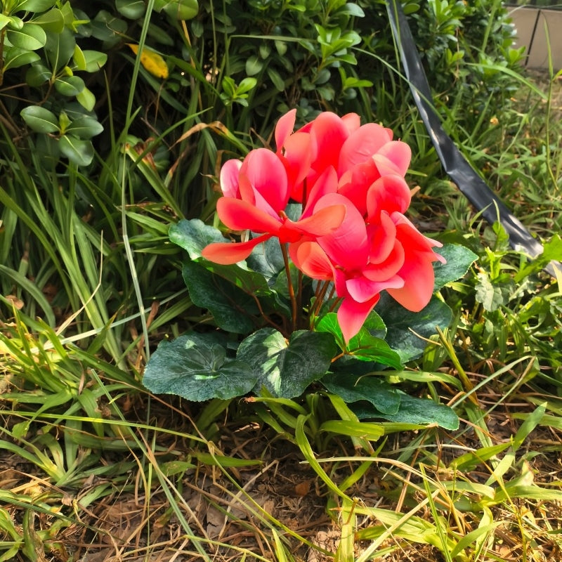 25 Stück Kunstblume Alpenveilchen Cyclame 35cm – UV-beständig & wartungsfrei – Ideal für Wohnzimmer, Büro, Balkon & Hochzeitsdeko