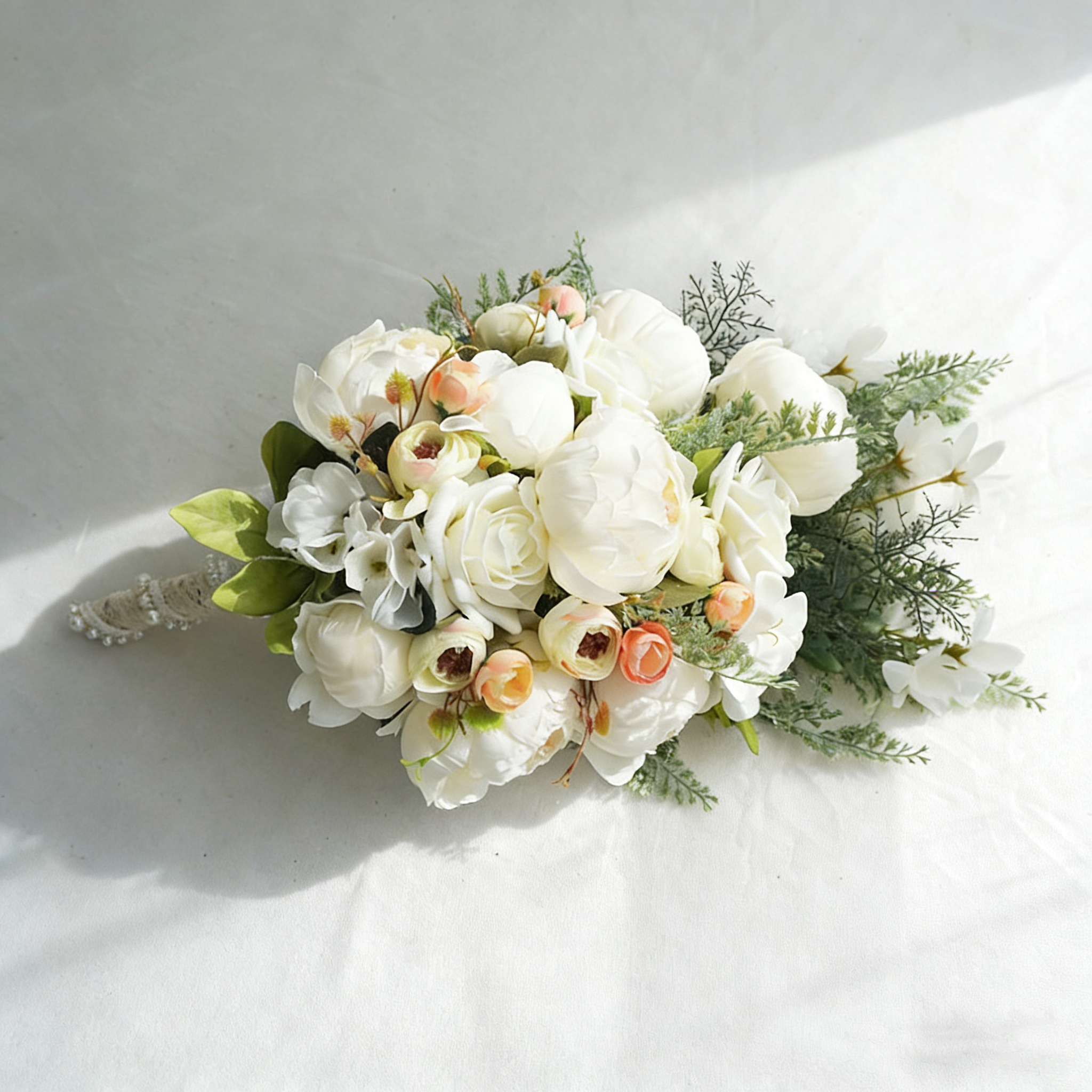 Eleganter Kunst-Pfingstrose-Rosen Brautstrauß Tropfenform, Wiederverwendbarer Hochzeitsstrauß für Braut, Stilvoll & Langanhaltend