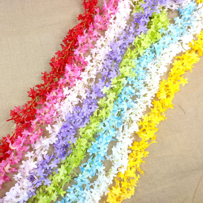 2 Meter langer Flieder Girlande Üppige Girlande aus Seide für Tischdekoration, Hochzeit & Wandschmuck
