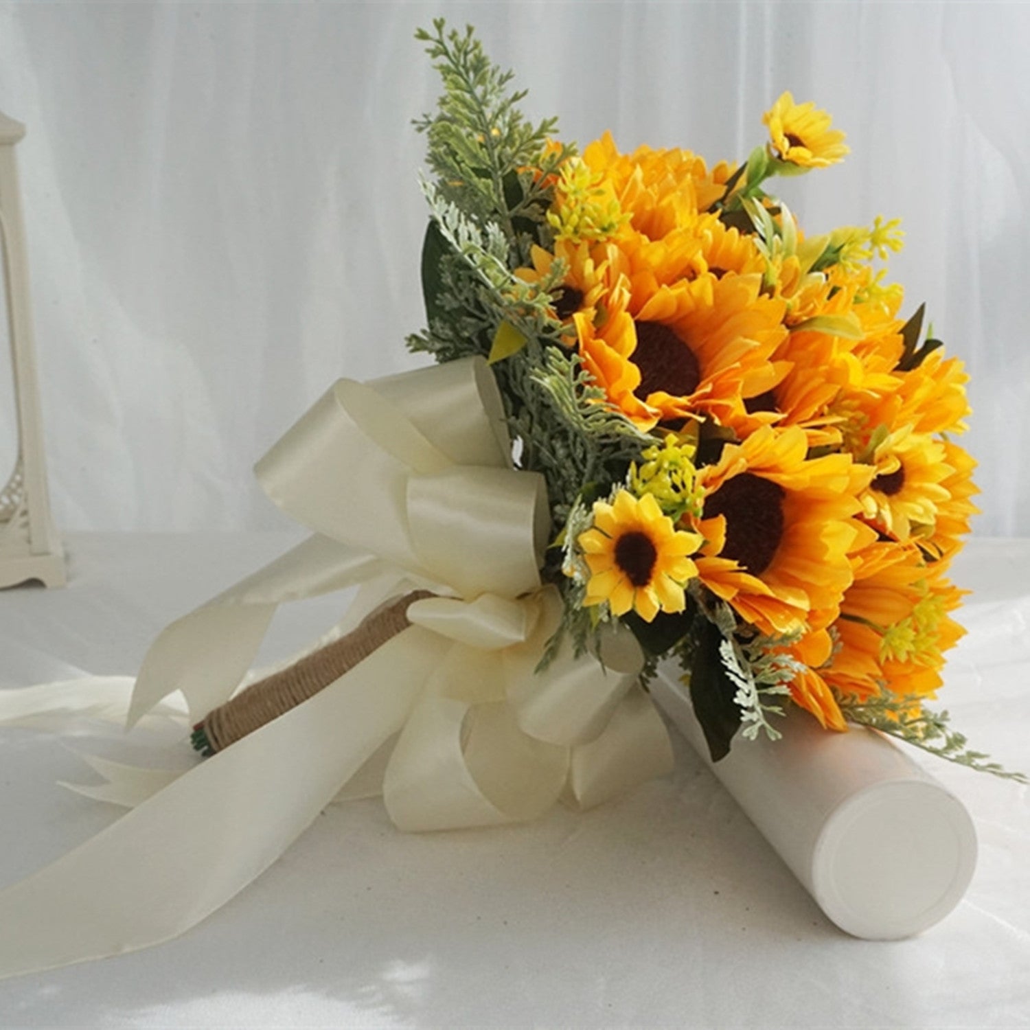 Lebendiger Sonnenblumen Brautstrauß aus Kunstblumen, Perfekt für Outdoor-Hochzeiten, Wiederverwendbar & Stilvoll