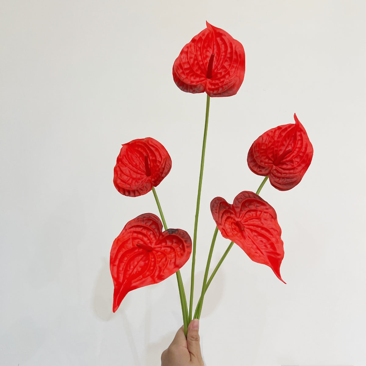 PU Anthurium-Einzelstiel, 56 cm, realistisch, für Hochzeiten, Wohn- und Geschäftsräume