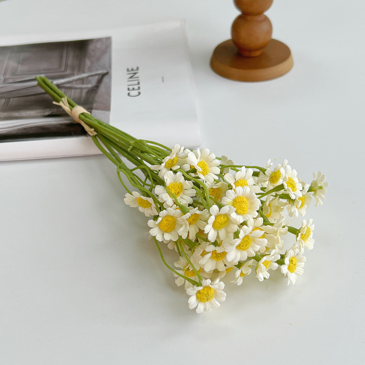 Künstliche Gänseblümchen Seidenblumen Bouquet 26 cm, 6er-Set für Hochzeit, Dekoration, Ladenlokal, Zuhause