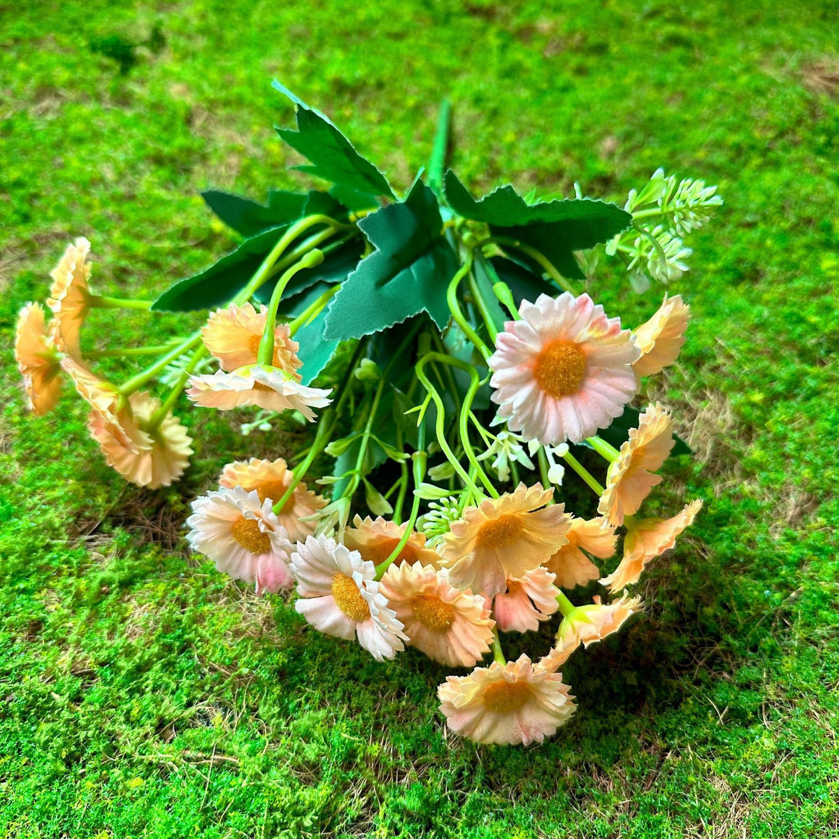 Künstliche Gänseblümchen-Pflanze, Kunstblumen-Busch mit mehreren Blütenköpfen, 35 cm, Mischmaterial, für Hochzeit und Gastronomie
