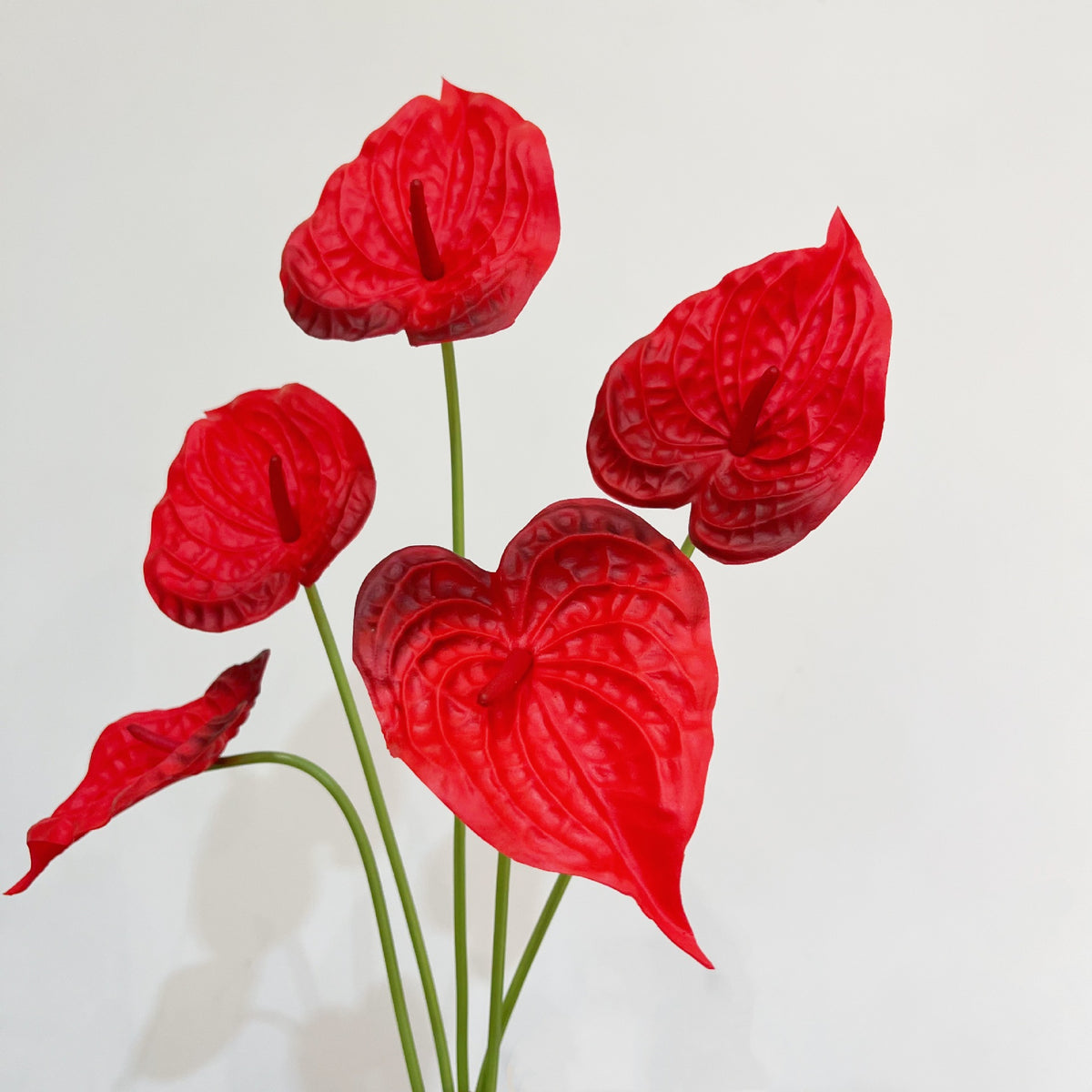 PU Anthurium-Einzelstiel, 56 cm, realistisch, für Hochzeiten, Wohn- und Geschäftsräume