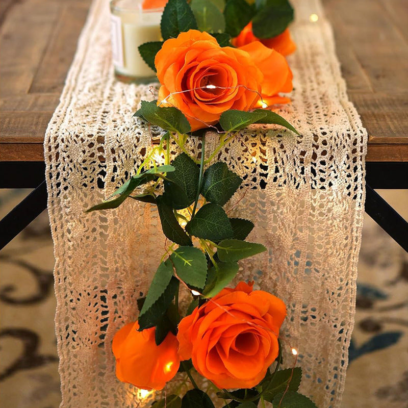 Rosengirlande Orange, 2 Stück, Kunstblumen-Ranke aus Stoff, 200 cm lang, mit Lichterkette, Halloween & Herbstdeko