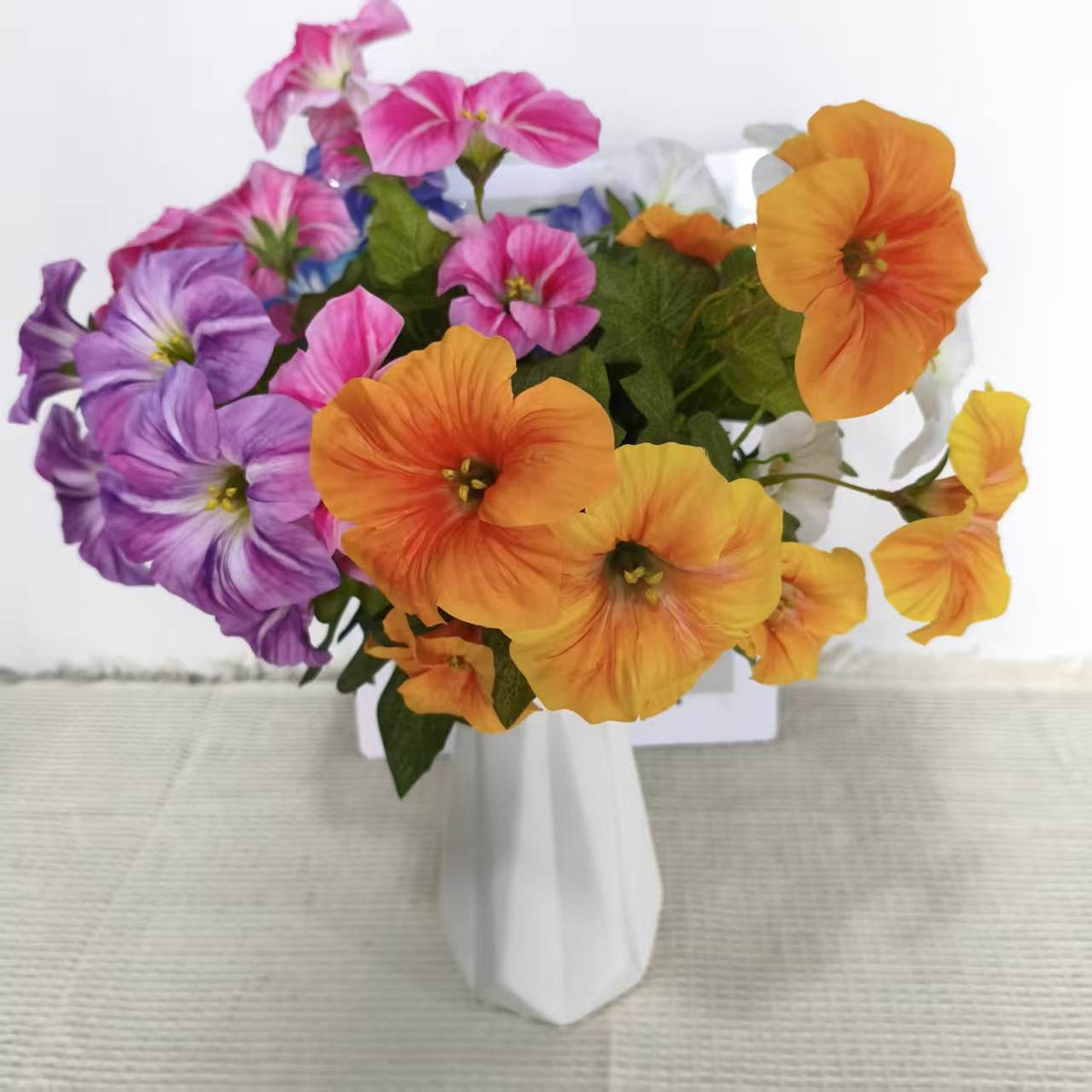 Künstliche Trichterblumen-Büschel, UV-beständig, 40 cm Höhe, für Innen- und Außenbereich