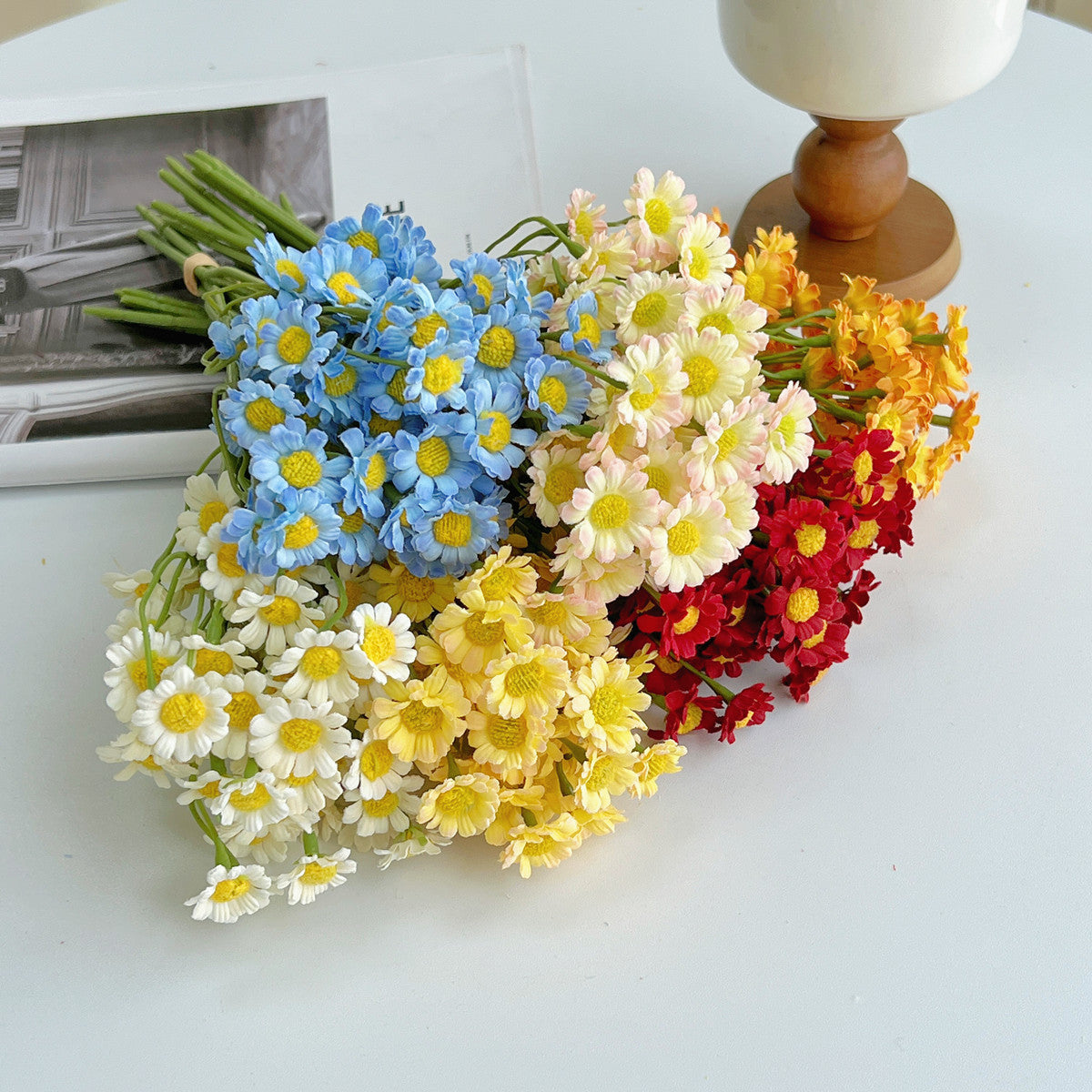 Künstliche Gänseblümchen Seidenblumen Bouquet 26 cm, 6er-Set für Hochzeit, Dekoration, Ladenlokal, Zuhause