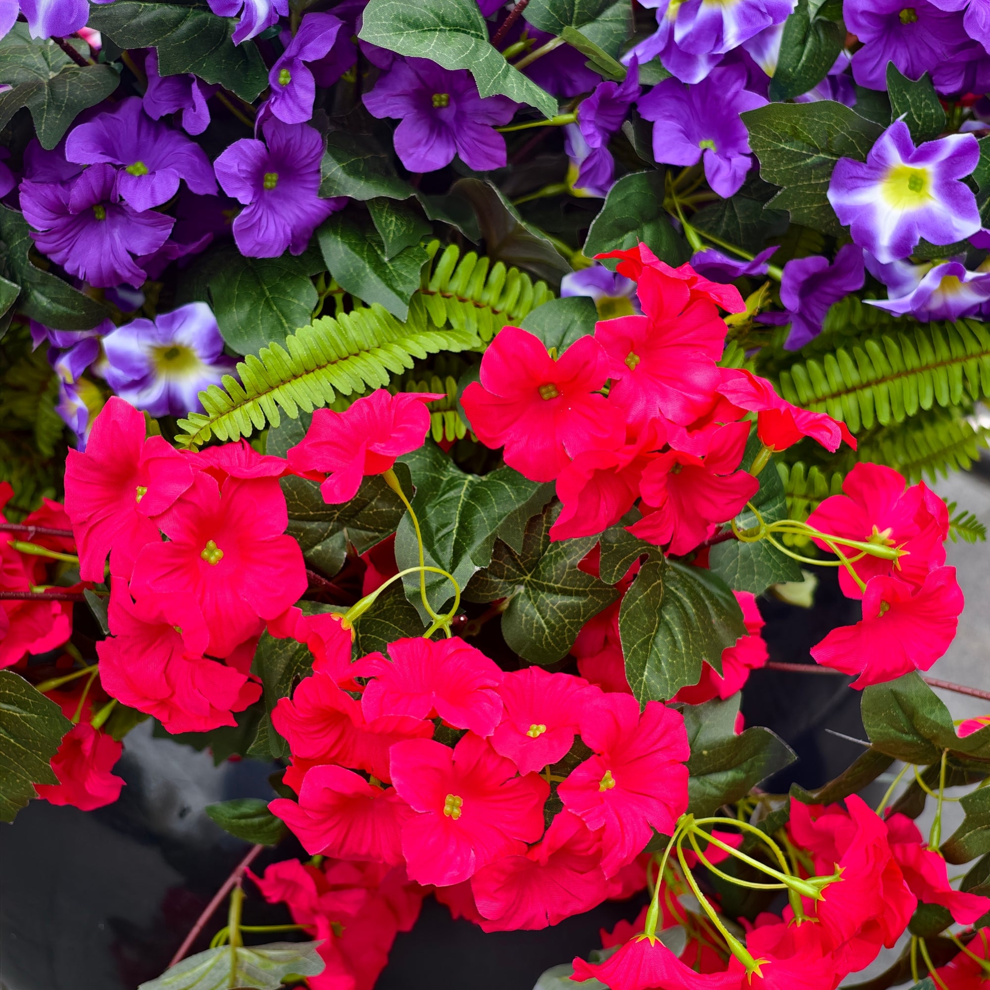 Upgraded Faux Petunia Blumen – UV-beständige Kunstblumen für Außenbereich, Garten & Terrasse Deko