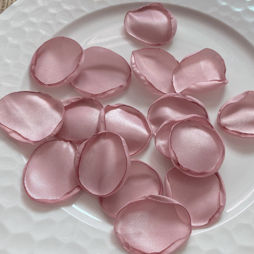 Seidenrosenblätter 200 Stück Großpackung – 4 cm Streudeko für Hochzeit, Tischdeko & Floristik, wiederverwendbar