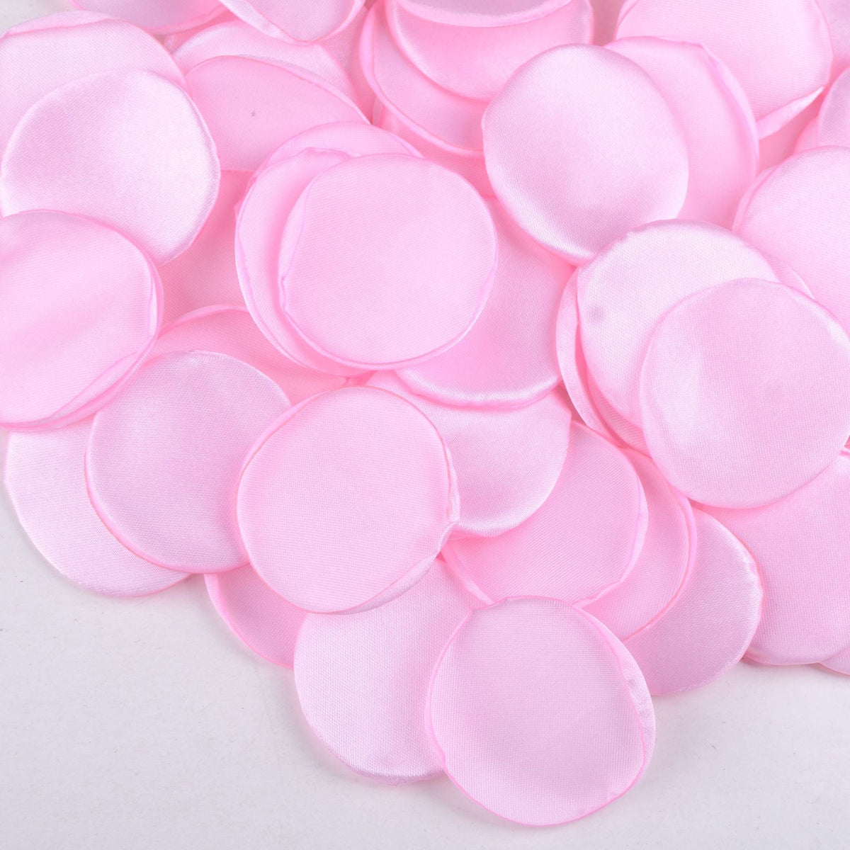 Seidenrosenblätter 200 Stück Großpackung – 4 cm Streudeko für Hochzeit, Tischdeko & Floristik, wiederverwendbar