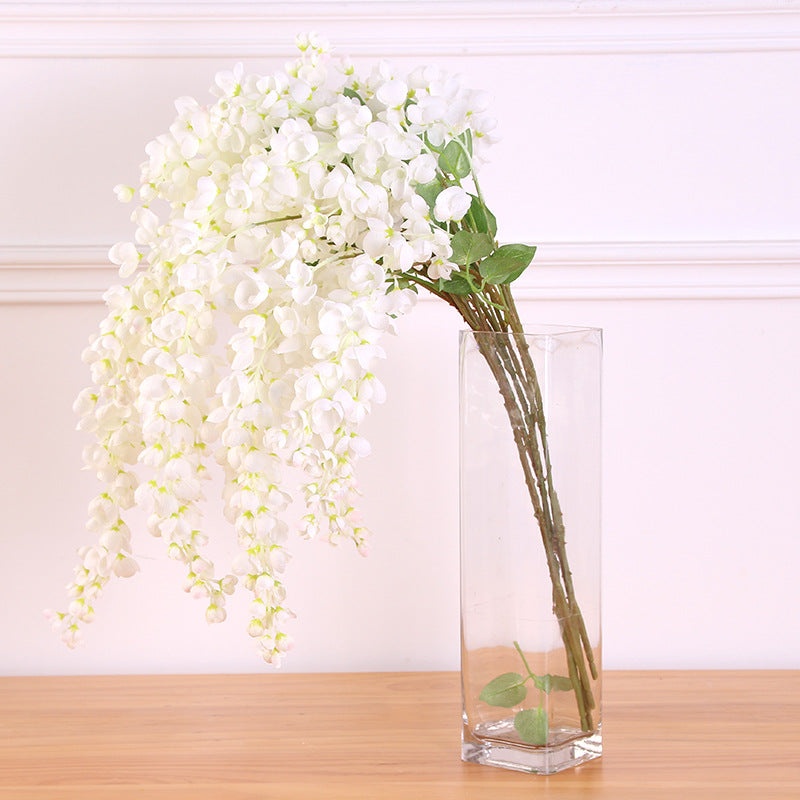 Künstlicher Blauregen 4er-Set, 109 cm lange Glyzinien Zweige, Täuschend echte Seidenblumen, Hängende Deko für Hochzeit, Event & Zuhause