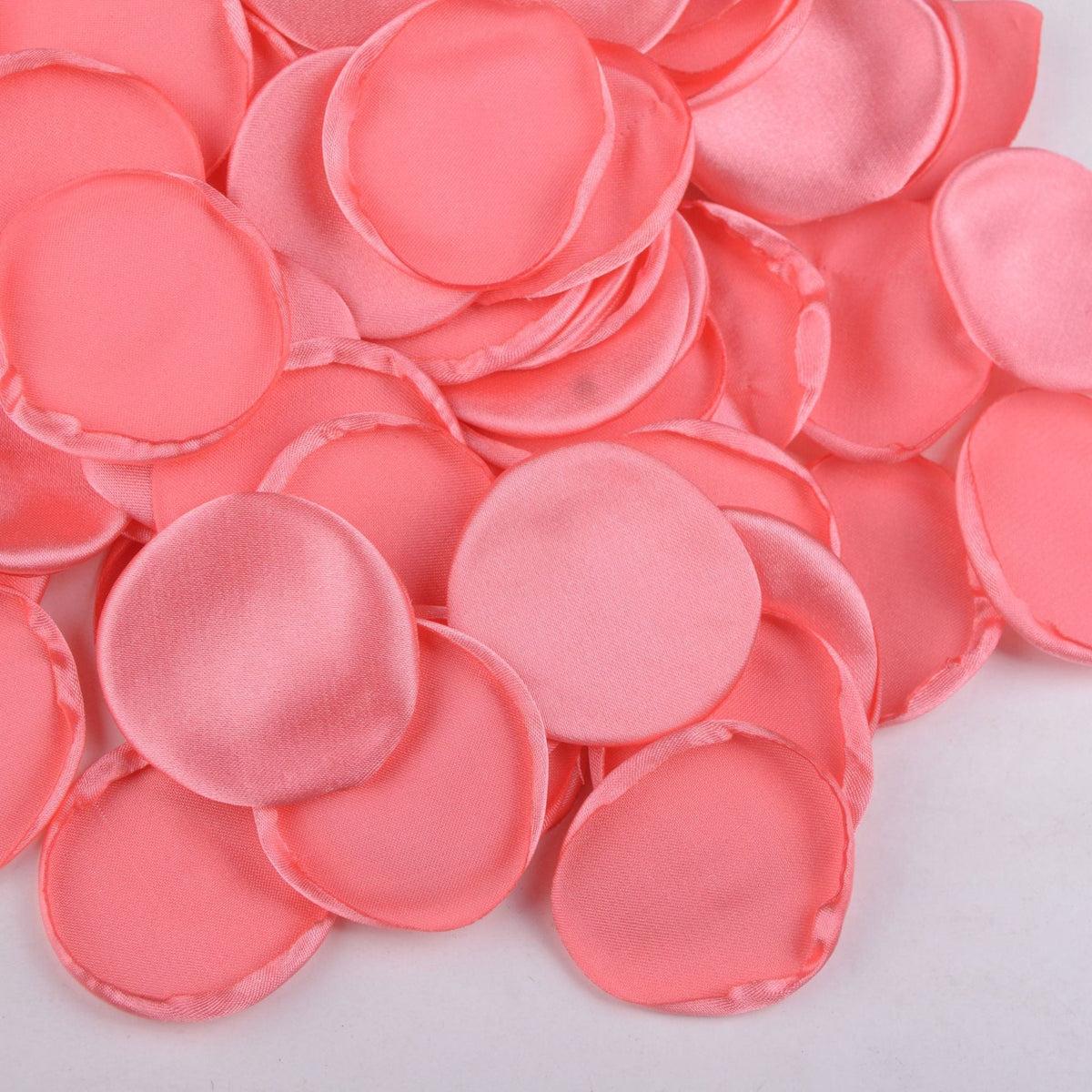 Seidenrosenblätter 200 Stück Großpackung – 4 cm Streudeko für Hochzeit, Tischdeko & Floristik, wiederverwendbar