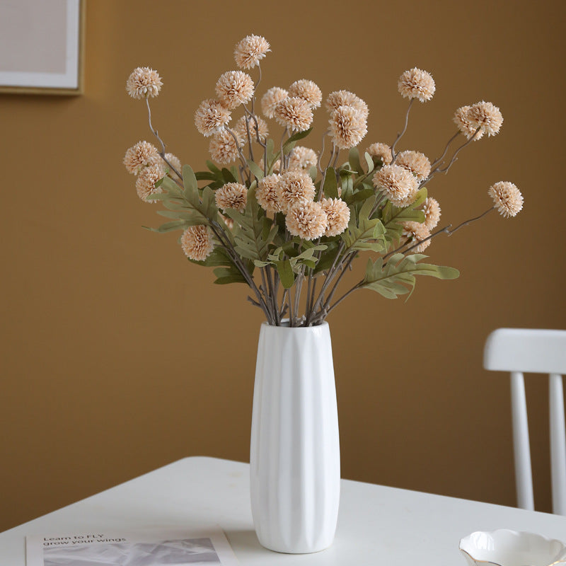 Künstlicher Kiku Stiel 66 cm, Chrysantheme Pompon Blume, realistischer Künstliche Gänseblümchen für hohe Vasen, Hochzeitsdeko, Event & Wohnkultur