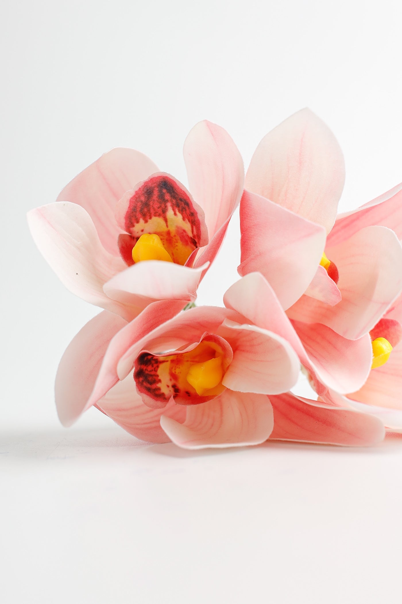 Künstliche Cymbidium-Orchidee mit Real-Touch, ca. 28 cm hoch – flexibler Stiel für Vase, DIY-Gestecke & Hochzeitsfloristik