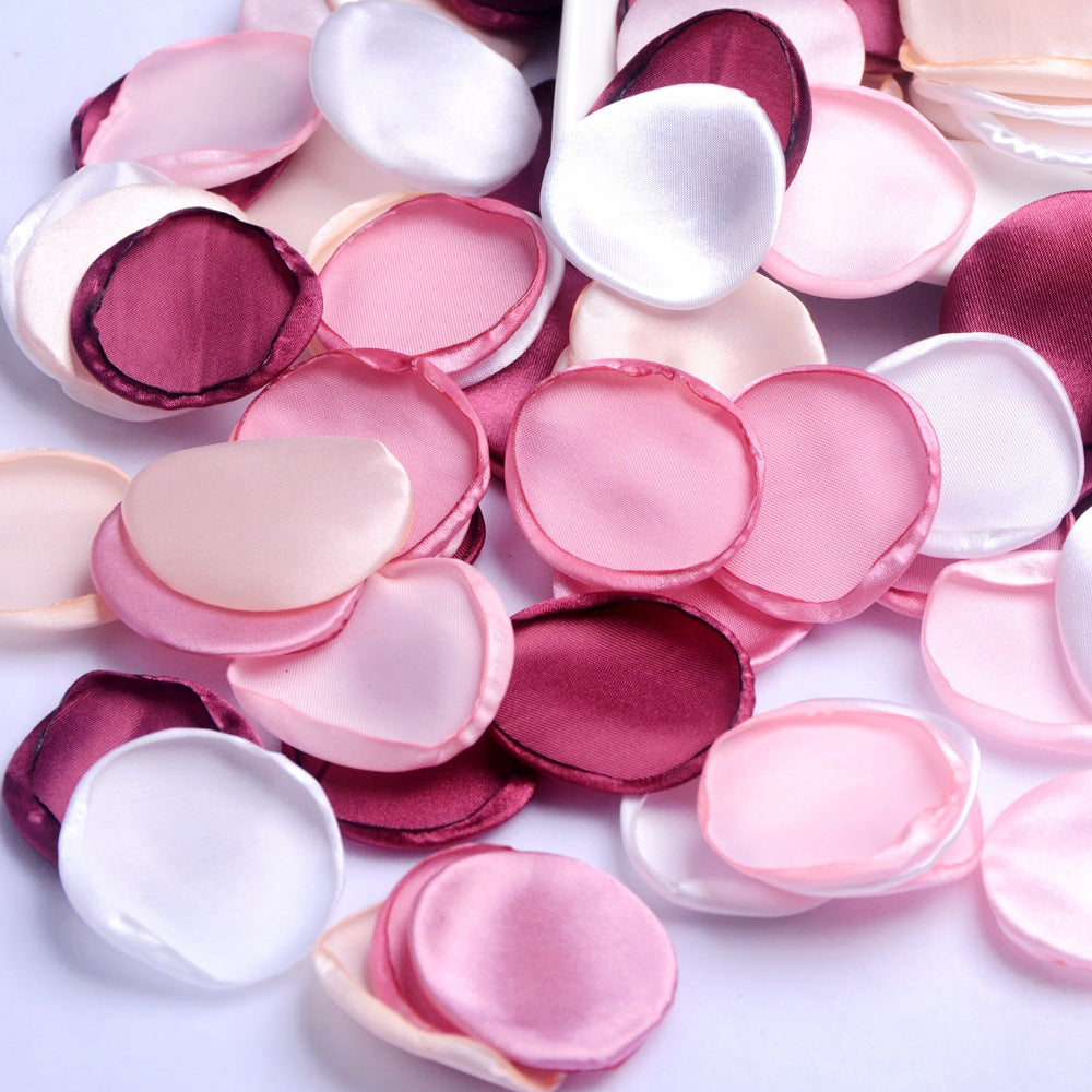 Seidenrosenblätter 200 Stück Großpackung – 4 cm Streudeko für Hochzeit, Tischdeko & Floristik, wiederverwendbar