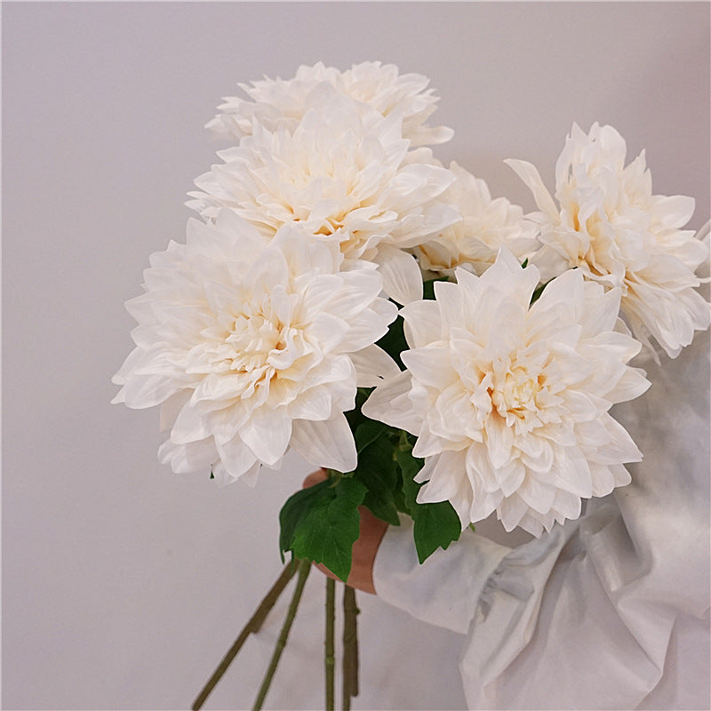 60 cm künstliche Dahlien mit feucht haltender Textur zur Heimdekoration